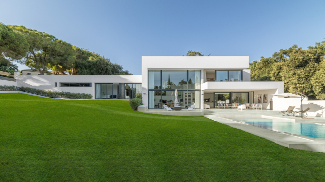 Villa til salgs i Sotogrande Alto