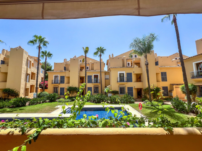 Spectacular double apartment with 5 bedrooms for sale in Nagüeles, Marbella
