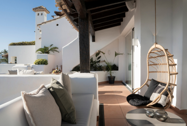 Toppleilighet til salgs i Alcazaba Beach, Estepona Øst