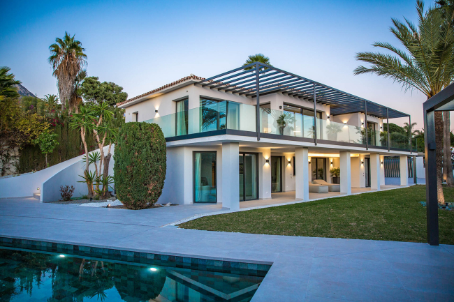 Imponerende villa i Sierra Blanca, Marbella