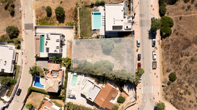 Prime Plot with Project and License in Valle Romano, Estepona