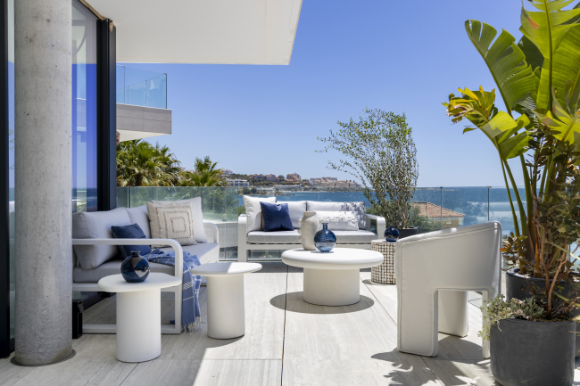 3 bedroom front line beach apartment with sea views for sale in The Sapphire, Estepona