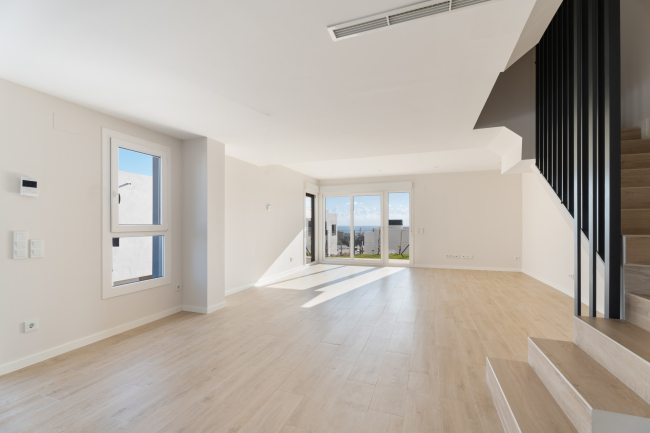 Stunning 4-Bedroom Corner Townhouse in Serena Village, La Cala de Mijas