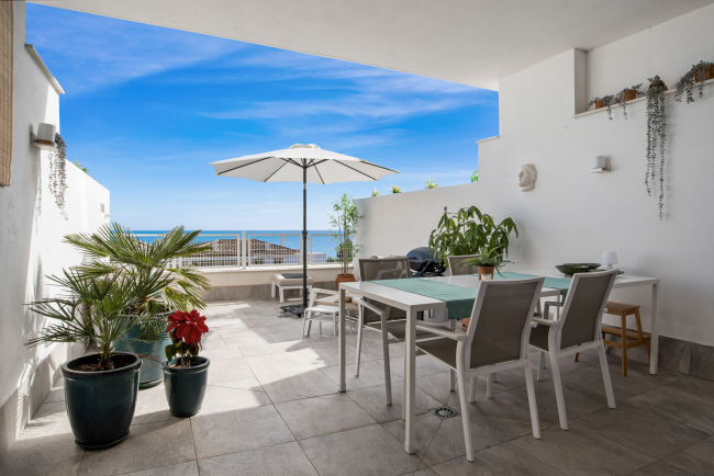 For sale: a cozy 2-bedroom apartment in Benalmádena Pueblo