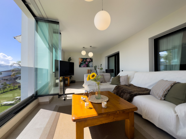 Luxury apartment in Mirador Estepona Hills Phase I, Costa del Sol.