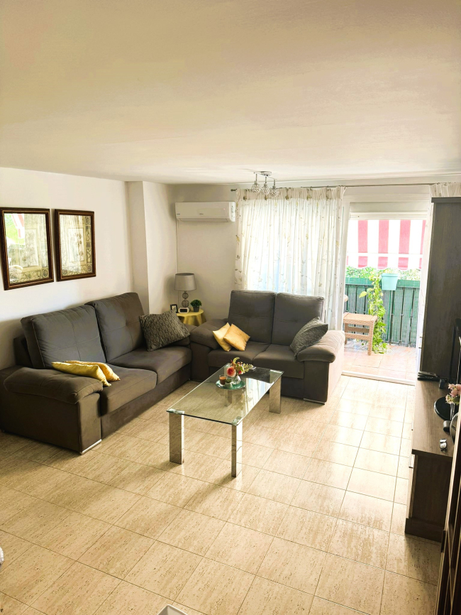 ANLEDNING!! Imponerende duplex i Arena Beach Urbanization, Estepona!