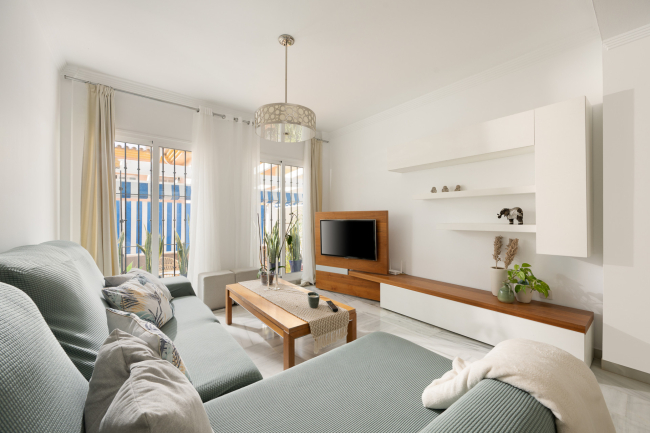 TOWN HOUSE INVESTMENT OPPORTUNITY – LICENSED FOR HOLIDAY RENTALS