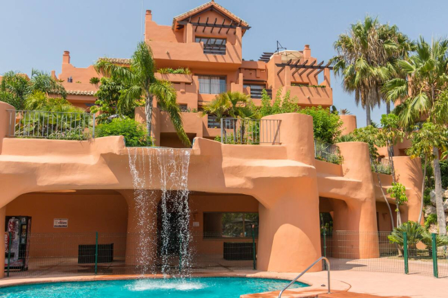 2 BEDROOM, 2 BATHROOM nicly decorated apartment in Sotoserena