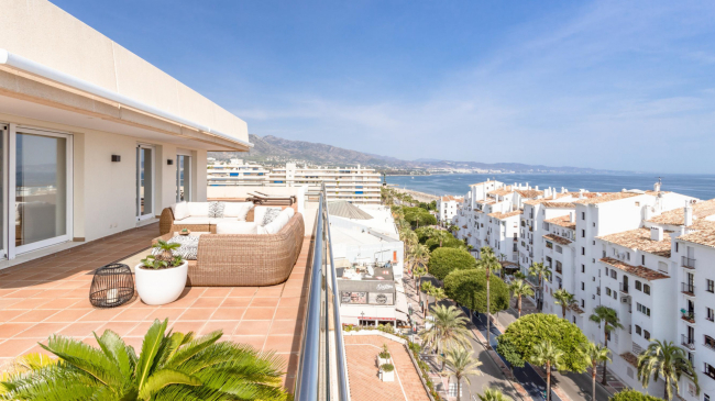 Penthouse Puerto Banus