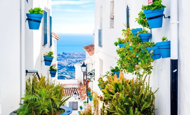 112 exclusive seaviews apartments with 2 or 3 bedroom