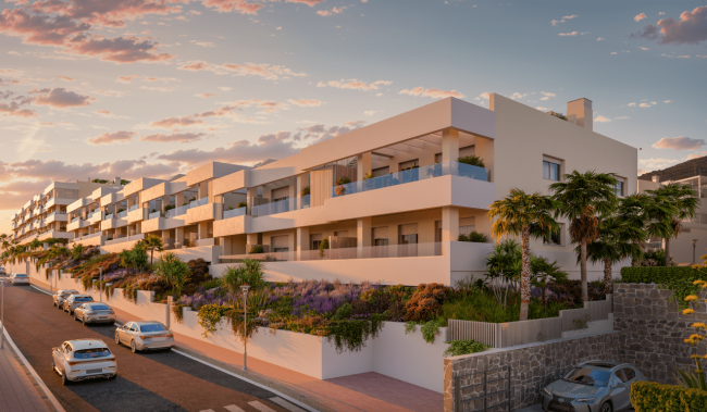 70  apartments and penthouses with 2 and 3 bedrooms in Benalmadena