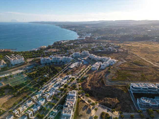 State of the art development with indoorpool