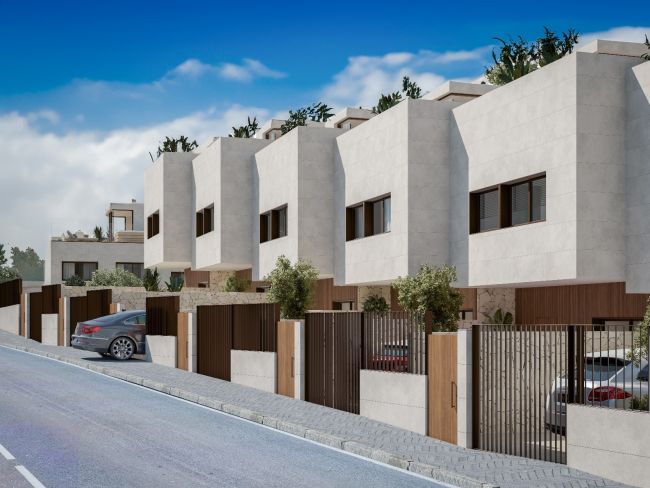 New townhouses and Semi-Detached homes in Fuengirola