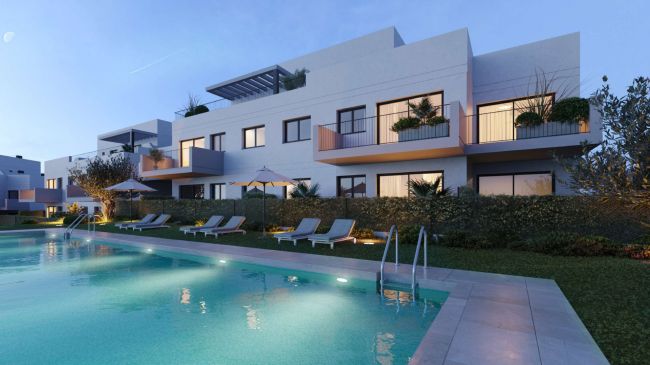 2 and 3 bedroom apartments close to Torre del Mar