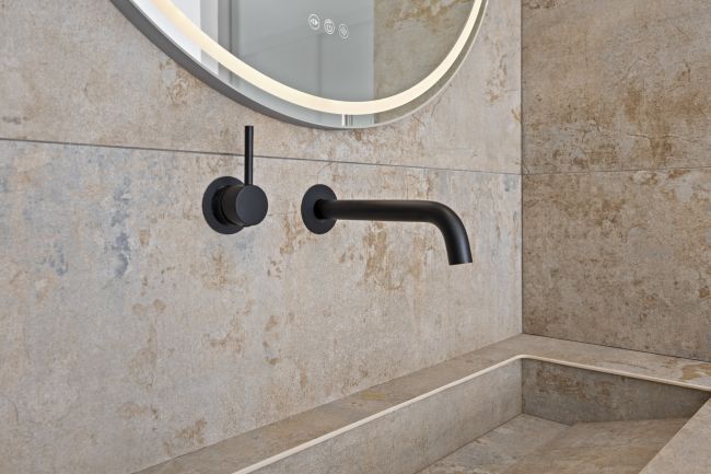 Luxury Semidetached VillaS or Duplex Ground Floor apartments and Duplex Penthouses in El Paraíso, ESTEPONA