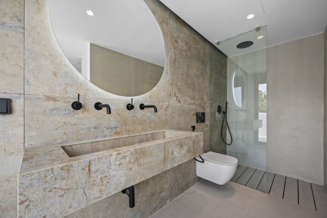 Luxury Semidetached VillaS or Duplex Ground Floor apartments and Duplex Penthouses in El Paraíso, ESTEPONA