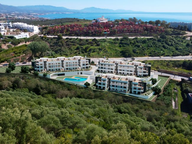 45 Exclusive 2 - 3 bedroom Apartments in Manilva